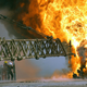 Imagen: Bomberos luchan contra el fuego en Kuwait. Wikimedia Commons
